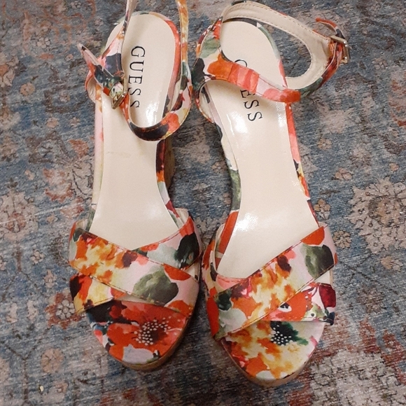 Guess wedges - Picture 4 of 8